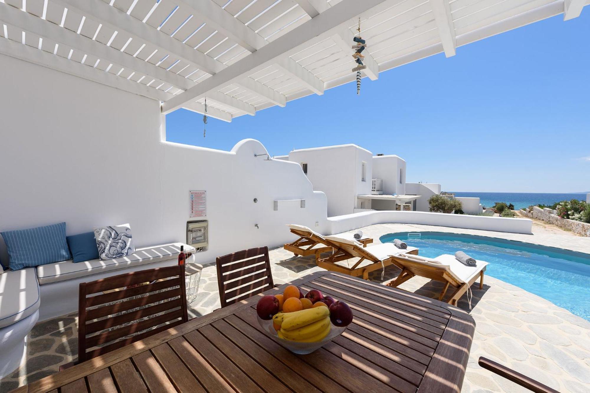 Villa Helen Front Luxury *