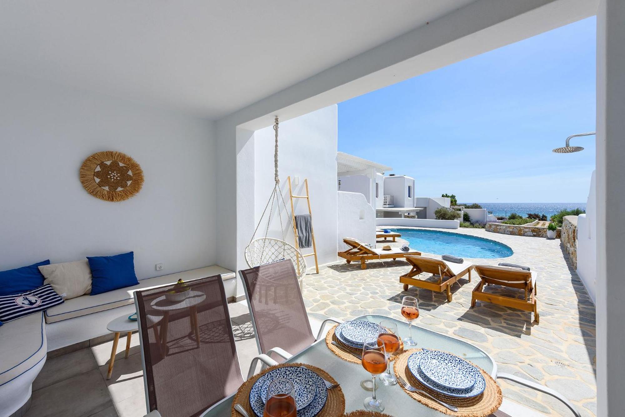 Helen Front Luxury Villa