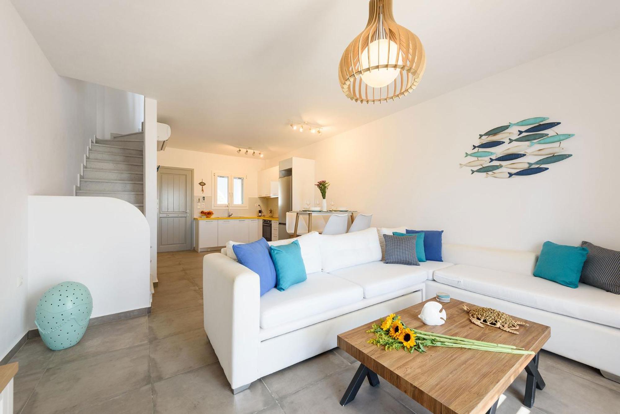 Vila Helen Front Luxury Kastrákion