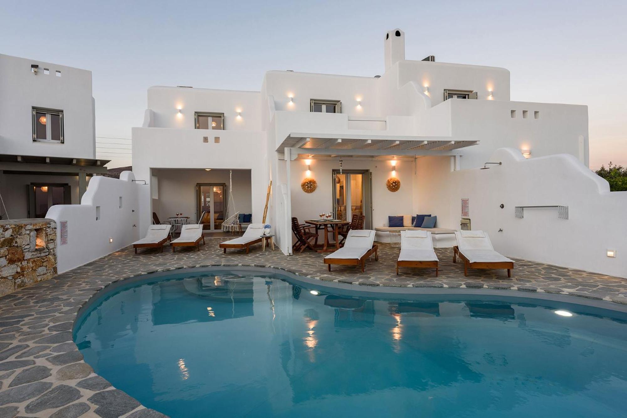 Helen Front Luxury Villa